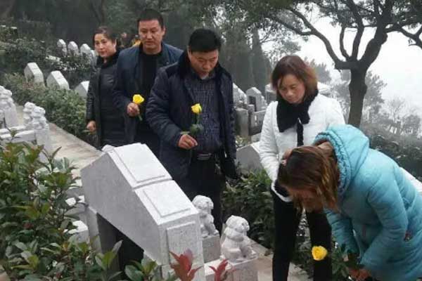 给父母迁坟注意事项
