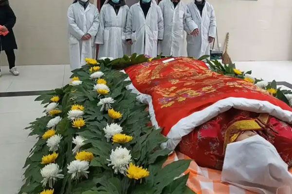 封棺出殡
